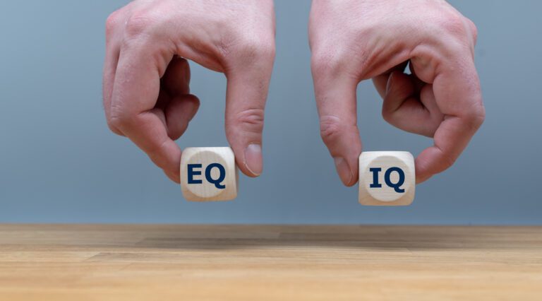 Symbol of the balance between emotional intelligence and the int